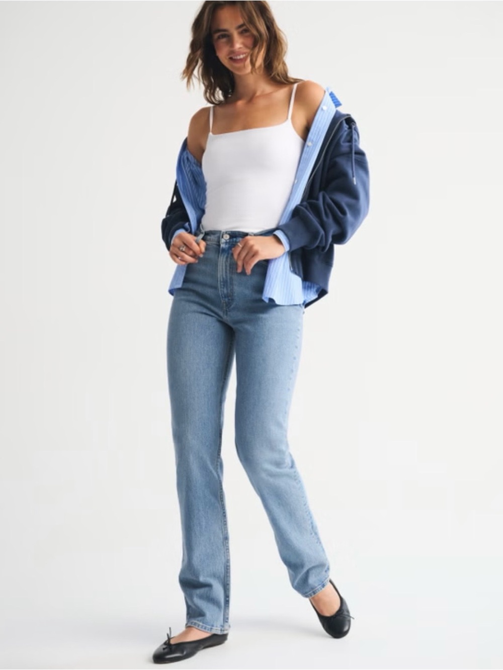 NWT Abercrombie & Fitch The 90’s Straight High-Rise Medium wash Jeans Sz 29 8S